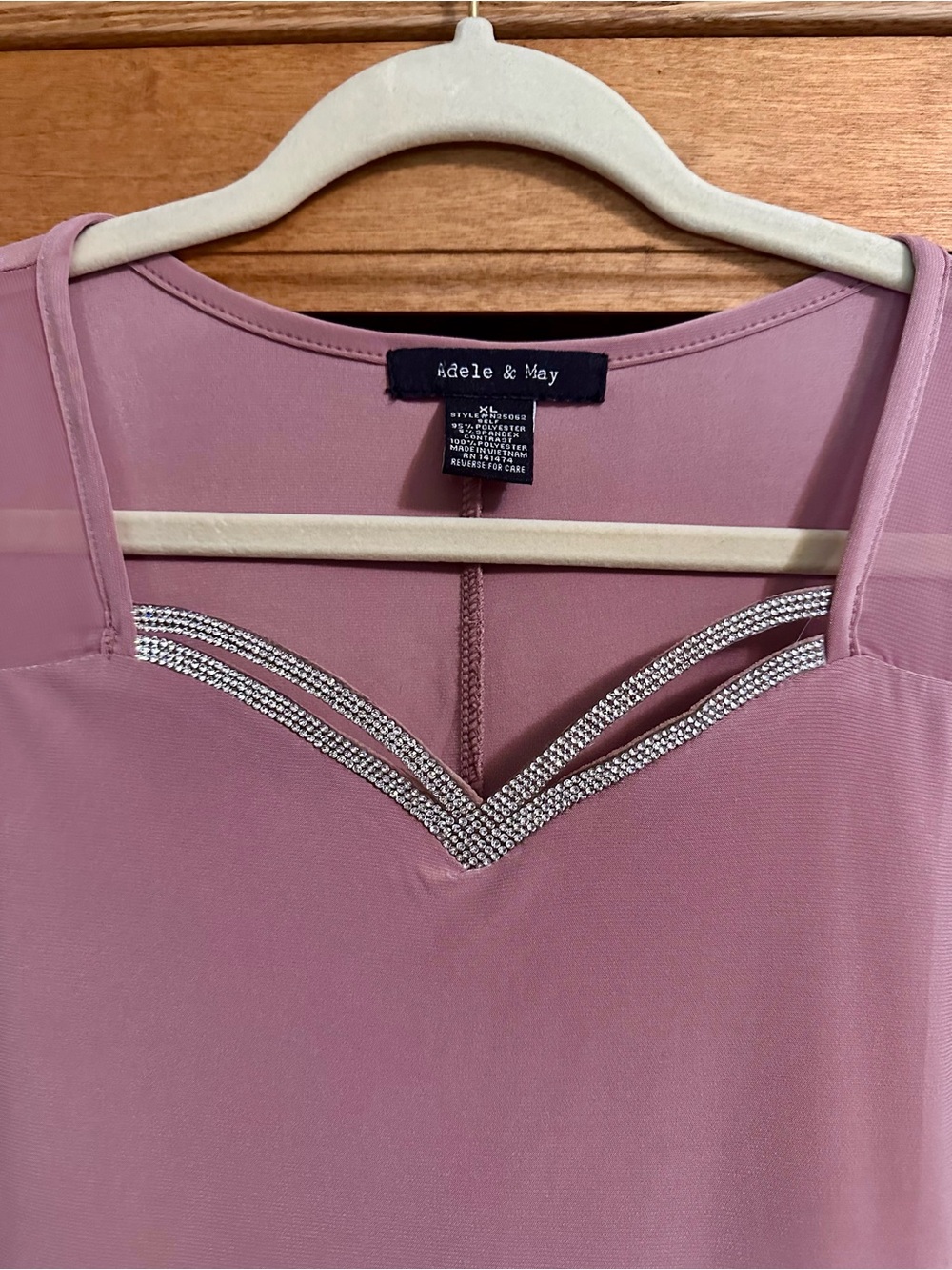 Women’s top lot - Picture 3 of 8